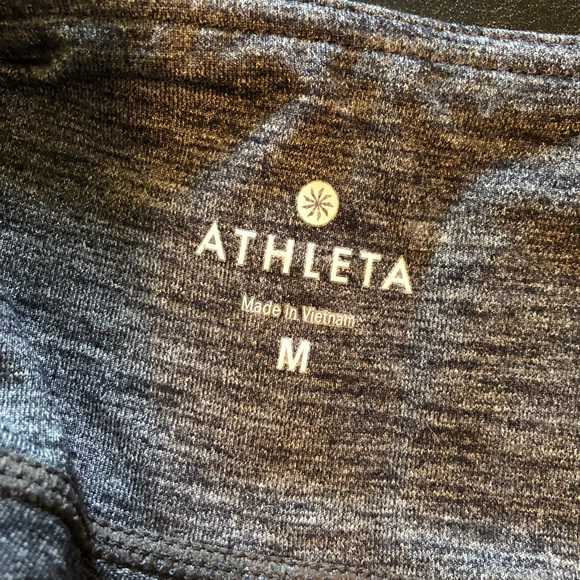 Athleta gray leggings size medium - Picture 4 of 4